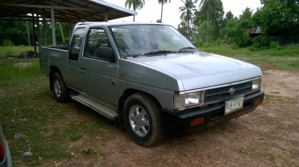 ขาย NISSAN BIG M จอโค้ง ปี 1996/2539 พวงมาลัยพาวเวอร์ คอมแอร์ครบ ทะเบียนพร้อมโอน