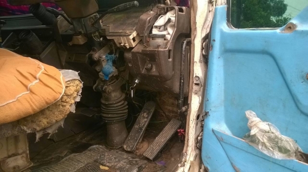 ขายไอ้หลง FN527M-A เครื่อง 6D16 195 แรงม้า เกียร์ 10 สปีด คัสซีสวยตลอดเส้น แอร์เย็นเฉียบ ช่วงล่างสาแหรกเฉียง ยางเต็ม ทะเบียนเต็มพร้อมโอนครับ