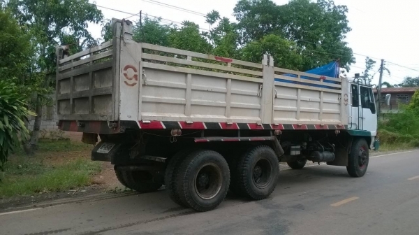 ขายไอ้หลง FN527M-A เครื่อง 6D16 195 แรงม้า เกียร์ 10 สปีด คัสซีสวยตลอดเส้น แอร์เย็นเฉียบ ช่วงล่างสาแหรกเฉียง ยางเต็ม ทะเบียนเต็มพร้อมโอนครับ