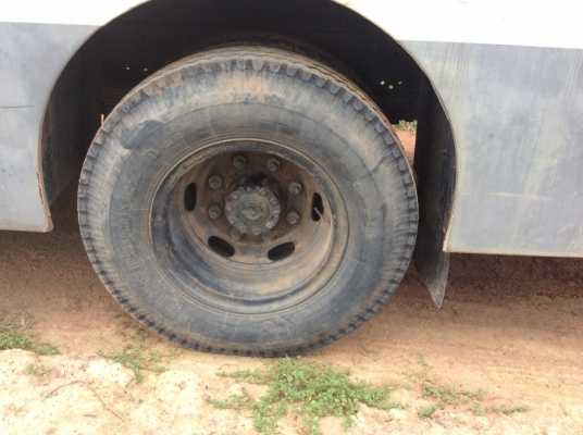 NISSAN 6 ล้อ รถบัส48ที่นั่ง สวยมากคับ (เคริ่องดี180แรง)เครื่องดีมาก ครัทซีสวยจัด ยางดีทุกเส้น ขาย 290,000 บาท (ศุภากร 081-4252943) NISSAN 6 ล้อ รถบัส48ที่นั่ง สวยมากคับ (เคริ่องดี180แรง)เครื่องดีมาก ครัทซีสวยจัด ยางดีทุกเส้น ขาย 290,000 บาท (ศุภากร 081-4252943)