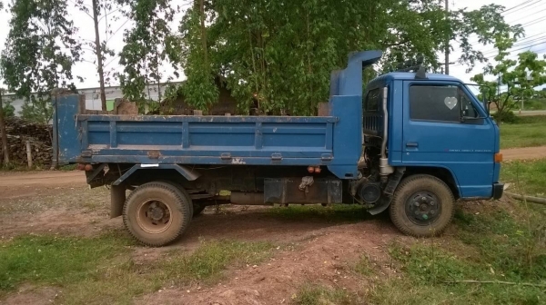 ขาย 6 ล้อดั้ม NPR คัสซีสวยตลอดเส้น เครื่อง 4BD1 115 แรงม้า เกียร์สั้น เฟืองท้าย F พวงมาลัยพาวเวอร์ แอร์เย็น ทะเบียนพร้อมโอน ราคาต่อรองได้ครับ