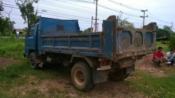 ขาย 6 ล้อดั้ม NPR คัสซีสวยตลอดเส้น เครื่อง 4BD1 115 แรงม้า เกียร์สั้น เฟืองท้าย F พวงมาลัยพาวเวอร์ แอร์เย็น ทะเบียนพร้อมโอน ราคาต่อรองได้ครับ