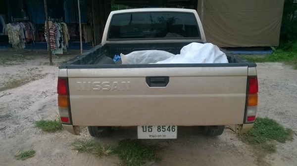 ขาย NISSAN BIG M ปี 1998/2541 เครื่อง TD27 จอโค้ง แอร์เย็น พวงมาลัยพาวเวอร์ ทะเบียนเต็มพร้อมโอน ต้องเก็บฝากระโปรงกับกันชน