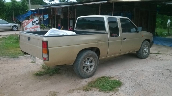 ขาย NISSAN BIG M ปี 1998/2541 เครื่อง TD27 จอโค้ง แอร์เย็น พวงมาลัยพาวเวอร์ ทะเบียนเต็มพร้อมโอน ต้องเก็บฝากระโปรงกับกันชน