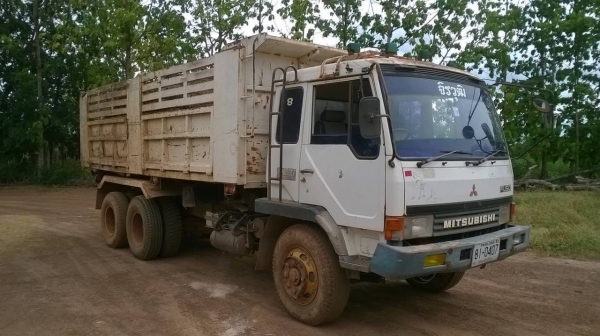 ขายไอ้หลง FN527M-TD4274 เครื่อง 6D16 195 แรงม้า เกียร์ 10 สปีด คัสซีสวยตลอดเส้น เบรคใหญ่ เพลาบุ๋ม ทะเบียนพร้อมโอนครับ ขายไอ้หลง FN527M-TD4274 เครื่อง 6D16 195 แรงม้า เกียร์ 10 สปีด คัสซีสวยตลอดเส้น เบรคใหญ่ เพลาบุ๋ม ทะเบียนพร้อมโอนครับ