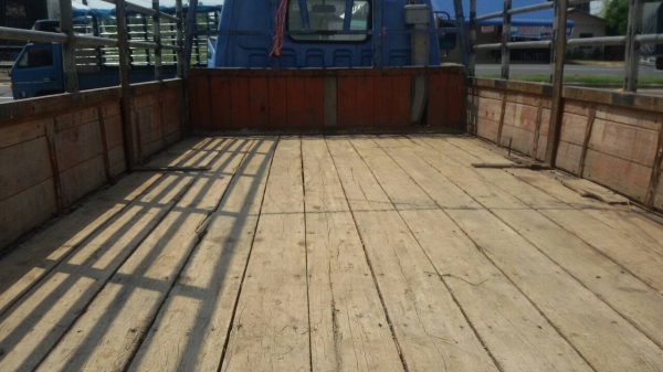 หกล้อ อีซูซุ NKR110 รถห้างเกียร์สั้น สภาพพร้อมใช้งาน ทะเบียน ม.79 แจ้งเกิดทั่วได้ไทย