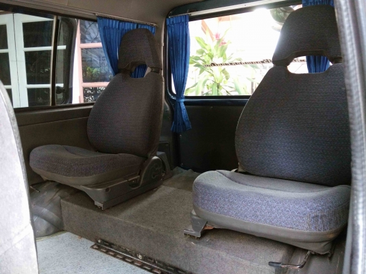 ขายรถตู้ Mitsubishi L300 เครื่อง3S เกียร์ออโต้ ติดแก๊สแล้ว สภาพพร้อมใช้ครับ ขายรถตู้ Mitsubishi L300 เครื่อง3S เกียร์ออโต้ ติดแก๊สแล้ว สภาพพร้อมใช้ครับ