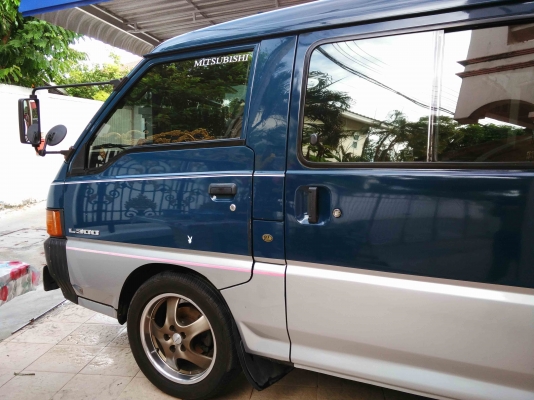 ขายรถตู้ Mitsubishi L300 เครื่อง3S เกียร์ออโต้ ติดแก๊สแล้ว สภาพพร้อมใช้ครับ ขายรถตู้ Mitsubishi L300 เครื่อง3S เกียร์ออโต้ ติดแก๊สแล้ว สภาพพร้อมใช้ครับ
