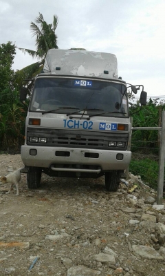 รถบรรทุกลากจูง 10 ล้อ พร้อมรถพ่วง รถบรรทุกลากจูง 10 ล้อ พร้อมรถพ่วง