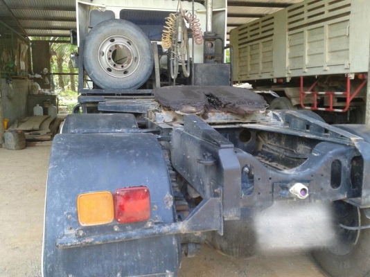 รถอีซูซุ 10 ล้อ หัวลาก GXZ 320 แรงม้า. ปี 48   สนใจติดต่อ  081 - 6079515