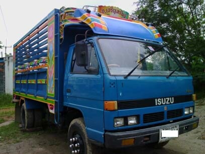 Isuzu NPR 115 พืชไร่มีสโลกลางเอ๊ฟหน้าหลังพาวเวอร์แอร์ไม่ดั๊ม