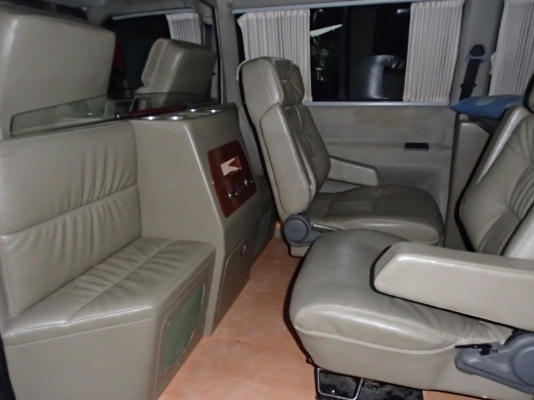 ขาย 160000 รถครอบครัวหรูหราแต่ง VIP เครื่องเดิม2ระบบ 2.5 เบนซิน+LPG ประหยัดมาก ขาย 160000 รถครอบครัวหรูหราแต่ง VIP เครื่องเดิม2ระบบ 2.5 เบนซิน+LPG ประหยัดมาก