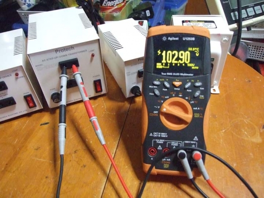 หม้อแปลงไฟจาก 220v ==> 100v /110v ขนาด 1,000w