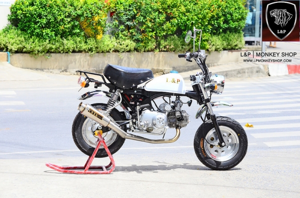 มอบของขวัญลดราคา  มังกี้ ลดราคา มี ให้ เลือกหลากหลายแบบ ไม่ซ้ำ ขับสนุก ขับมัน ทนทาน เรากล้า รับประกัน 100\%***มอบของขวัญลดราคาต้อนรับสงกรานต์ !!!! มังกี้ ลดราคา มี ให้ เลือกหลากหลายแบบ ไม่ซ้ำ ขับสนุก ขับมัน ทนทาน เรากล้า รับประกัน 100\%**