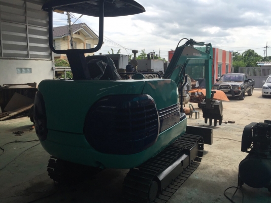 ขายด่วนรถขุดKOMATSU PC35R-8 พร้อมใช้งาน