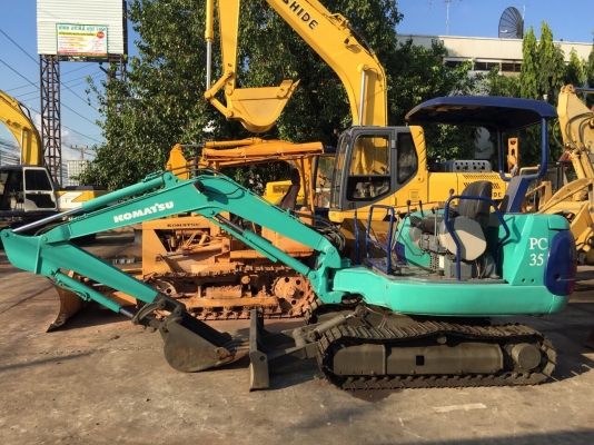 ขายด่วนรถขุดKOMATSU PC35R-8 พร้อมใช้งาน
