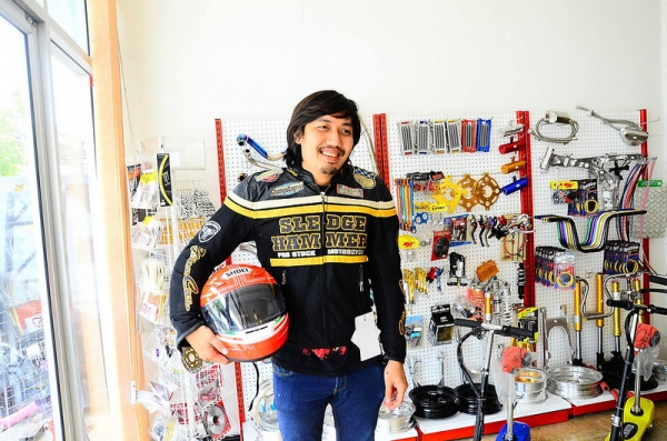 เสื้อ ออกทริป ของเข้า Yellow corn bb-2103  ยี่ห้อ JAPAN ของนำเข้า เสื้อ YELLOW CORN ของแท้ 100 \% มี7 รุ่นมี M L LL XXLเสื้อ ออกทริป ของเข้า Yellow corn bb-2103  ยี่ห้อ JAPAN ของนำเข้า เสื้อ YELLOW CORN ของแท้ 100 \% มี7 รุ่นมี M L LL XXL