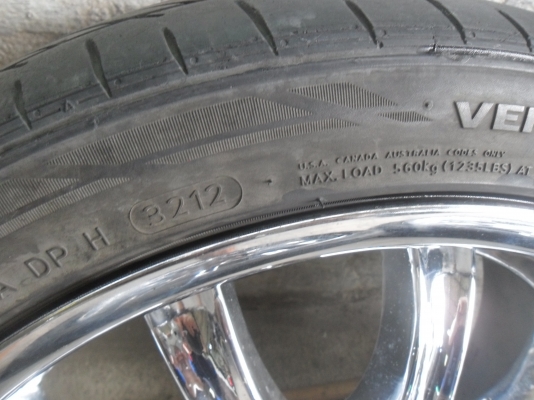 ล้อแม็ก 17นิ้ว 4รู100 พร้อมยาง สวยๆ 4 ล้อ ราคา 6900 บาท ล้อแม็ก 17นิ้ว 4รู100 พร้อมยาง สวยๆ 4 ล้อ ราคา 6900 บาท