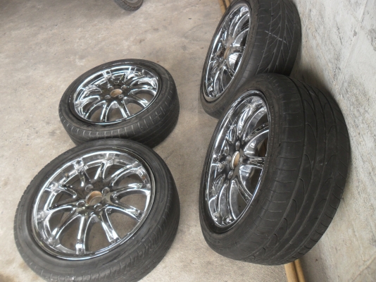 ล้อแม็ก 17นิ้ว 4รู100 พร้อมยาง สวยๆ 4 ล้อ ราคา 6900 บาท ล้อแม็ก 17นิ้ว 4รู100 พร้อมยาง สวยๆ 4 ล้อ ราคา 6900 บาท
