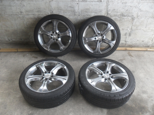 ล้อแม็ก 17นิ้ว5รู114และ 4รู114 พร้อมยาง สวยๆ 4 ล้อ ราคา 7700 บาท