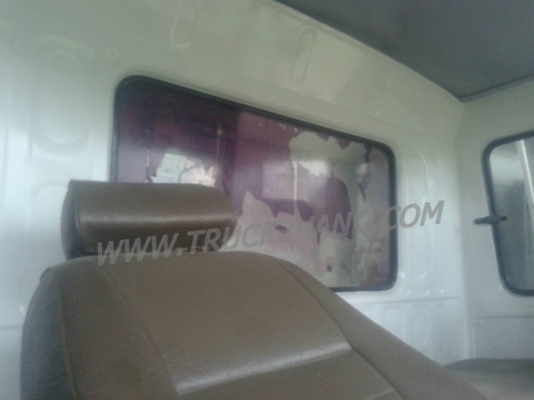 รถบรรทุก 6 ล้อ Mitsubishi