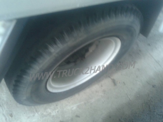 รถบรรทุก 6 ล้อ Mitsubishi