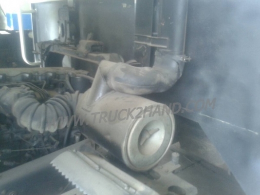 รถบรรทุก 6 ล้อ Mitsubishi