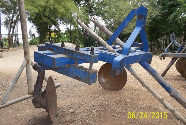 ขายผาน ยกร่องของด่านช้างใต้ ขายผาน ยกร่องของด่านช้างใต้