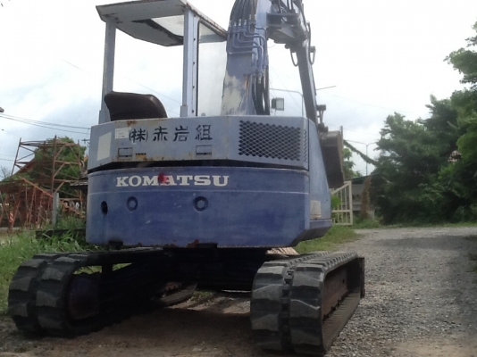 รถแบคโฮKomutsu50uu สภาพดีเพิ่งเข้าจากญี่ปุ่น ราคาไม่แพงครับ