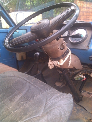 หกล้อเล็กทีแอลเครื่อง4JG 2ทะเบียนเต็มพร้อมโอน