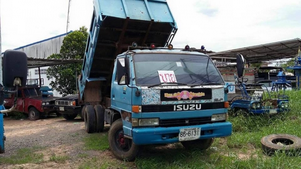 ขายดั้มISUZU NPR115แรง เครื่องดี แคชซีสวย Fหน้า-หลัง สภาพพร้อมใช้งาน เอกสารพร้อมโอน สนใจโทร 090-8588220คุณนะ 093-3258446คุณบิว ID:narong498 หรือเข้าดูสินค้าอื่นๆได้ที่ www.truck.in.th/498 หรือเพจFacebook ณรงค์ ซื้อขายรถมือสอง (เว็บไซต์ส่วนตัว) หรือFaceboo