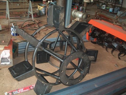 ขายกันจมใส่รถไถ 28ถึง40 แรง