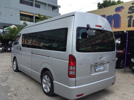 TOYOTA COMMUTER 2.5 ปี 12 เกียMT ดีเซล สีเทาโทร0877758887นางคร้า TOYOTA COMMUTER 2.5 ปี 12 เกียMT ดีเซล สีเทาโทร0877758887นางคร้า