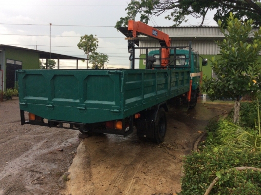 6ล้อHINO ยาว 6 ม.พร้อมเครน 3ตัน (3ปอก2ชัก) เครื่อง 180 แรง พวงมาลัยพาว์เวอร์ ยาง825ขอบ16 (หัวเก๋งสวยมากครับ) รถสวยพร้อมใช้งาน ขาย 570,000 บาท(ศุภากร 081-4252943)