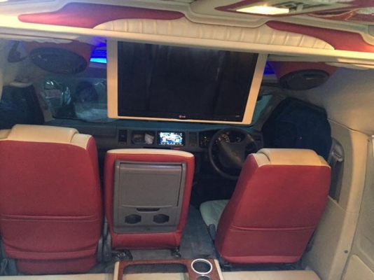 TOYOTA COMMUTER 2.5 ดีเซลปี06เกียMT โทร 0877758887นางจร้า TOYOTA COMMUTER 2.5 ดีเซลปี06เกียMT โทร 0877758887นางจร้า