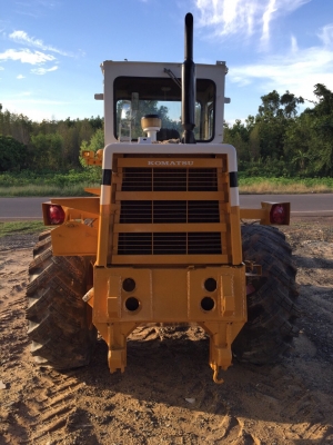 รถตักล้อยาง KOMATSU 510 นำเข้ายังไม่เคยใช้งานในบ้านเรา เครื่องแน่น ระบบสมบรูณ์