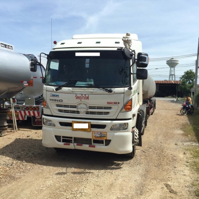 ็Hino 380 ปี 54 พร้อมถังบรรทุกน้ำมัน 40000 ลิดรโหลดล่างล้อยกได้