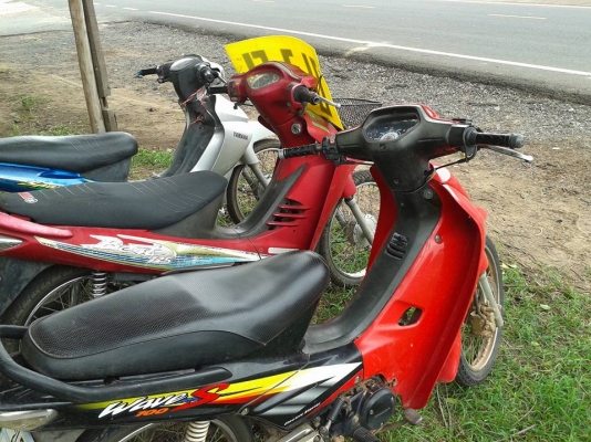 ขายเหมาครับ  เวฟ 100dเวฟ 125 ซูซูกิเบส125 สตาสมือ 35500