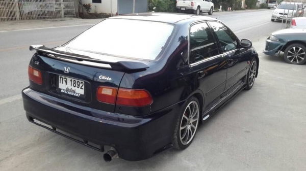 ขาย Honda Civic 4dr ปี 37 ชุดแต่งรอบคัน ราคา 75,000 บาท ++++++++ ขาย Honda Civic 4dr ปี 37 ชุดแต่งรอบคัน ราคา 75,000 บาท ++++++++