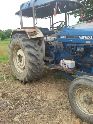 ขายรถไถ Ford 6600 ราคาถูก 290000 ทะเบียนพร้อมโอน ขายรถไถ Ford 6600 ราคาถูก 290000 ทะเบียนพร้อมโอน