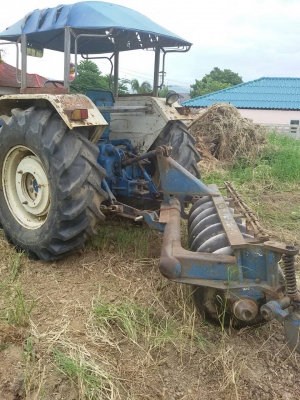 ขายรถไถ Ford 6600 ราคาถูก 290000 ทะเบียนพร้อมโอน ขายรถไถ Ford 6600 ราคาถูก 290000 ทะเบียนพร้อมโอน