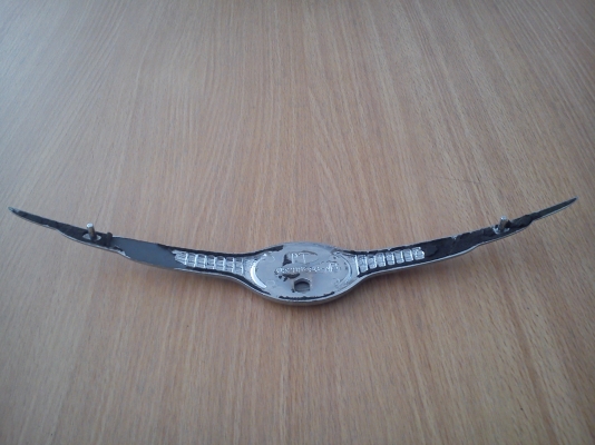 โลโก้ CHRYSLER โลโก้ CHRYSLER