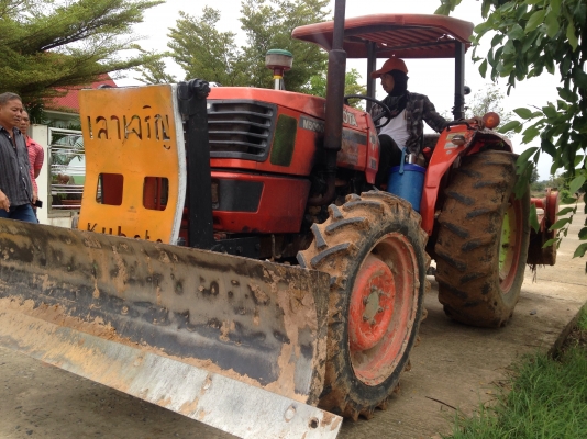 ขาย M5000 มีทะเบียนพร้อม ได้ ใบดัน + โรตารี่ + ผาน 6 ขาย M5000 มีทะเบียนพร้อม ได้ ใบดัน + โรตารี่ + ผาน 6