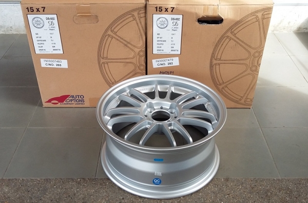 ล้อ,RE30"Silver"15 4รู100ของใหม่+ยาง\%195-55-15 ชุดละ13,500