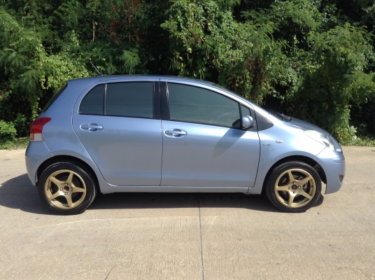 Yaris ปี10 เกียร์ธรรมดา