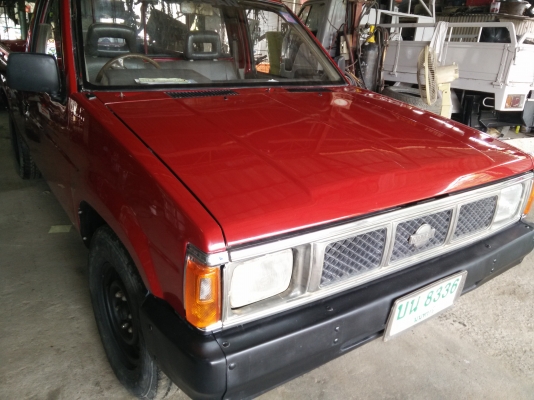 Nissan big mเครื่องดีเซลฝาแดง 2.5BDI เชสซีสวยเดิม ช่วงล่างดี แอร์เย็นๆ ทะเบียนพร้อมโอน