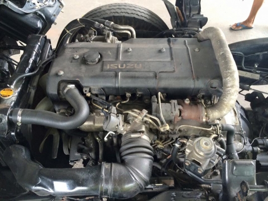 แก้วอนงค์กลการ (คุณ ป้อม ) รถสวย สภาพดี Isuzu NKR71E 130เเรง