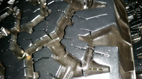 ขายยาง bf-all 265/75-16