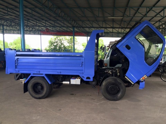 แก้วอนงค์กลการ (คุณ ป้อม ) รถสวย สภาพดี Isuzu NKR58LX5T 110เเรง