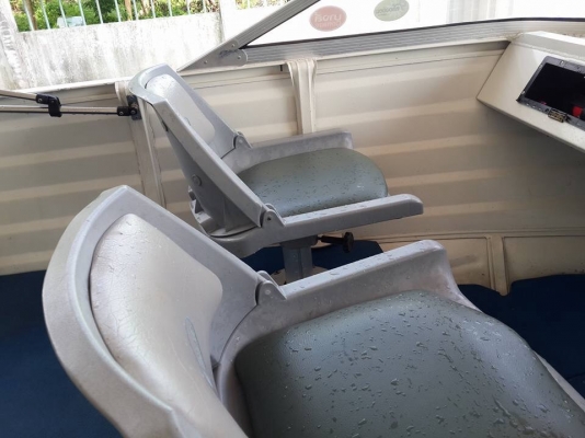 ขายเรืออลูkimple400เครื่องhondex40แรงมีทริมมีทะเบียน